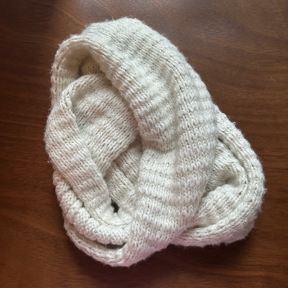 Abercrombie Kids White Metallic Infinity Scarf